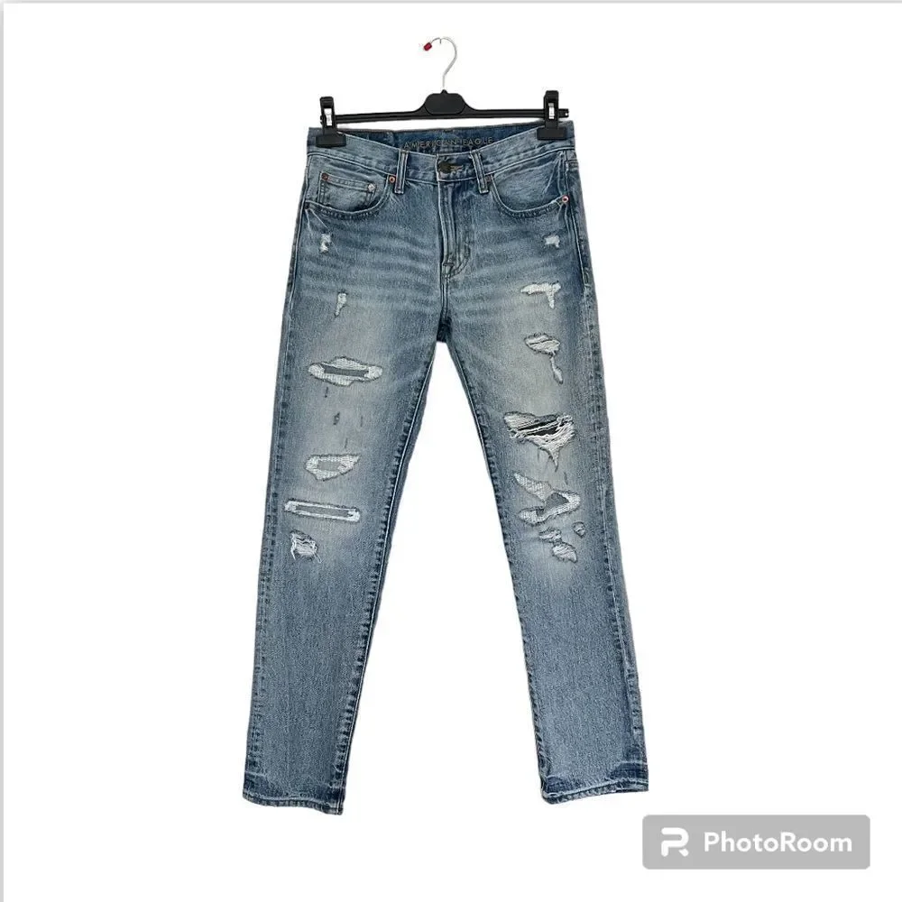 American Eagle Men’s Slim Straight Light Wash Distressed Jeans Size 28x30